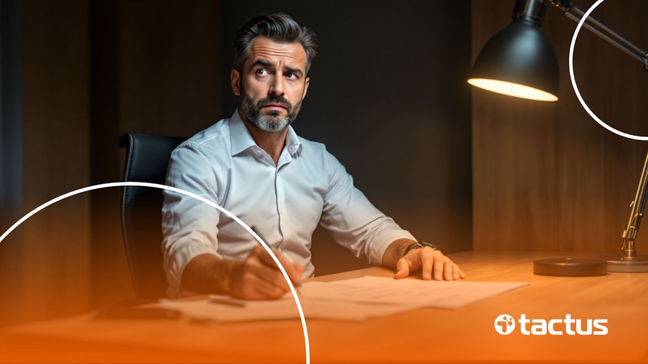 Imagem mostra empresário com dúvida de como sair do Simples Nacional para o Lucro Presumido