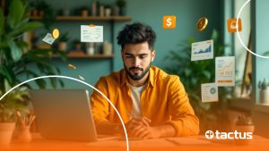 Afiliado da Shoppe concentrado em seu notebook para declarar seu imposto de renda