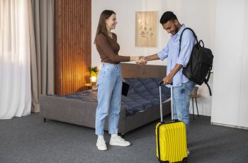 Como funciona o Airbnb para proprietários: o guia da operação à tributação