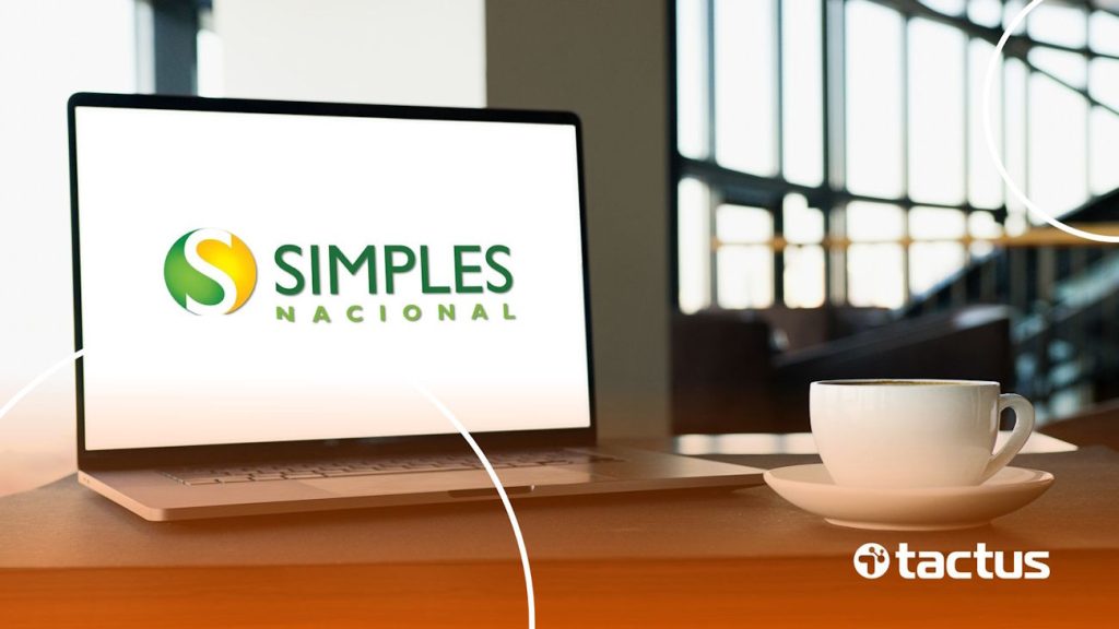 Montagem com a logo do Simples Nacional